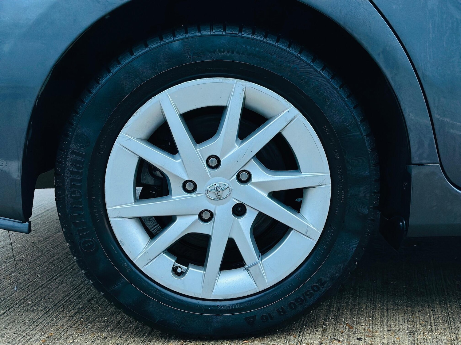 Used Toyota Prius+ 2015 for sale - 77237591: Photo 64