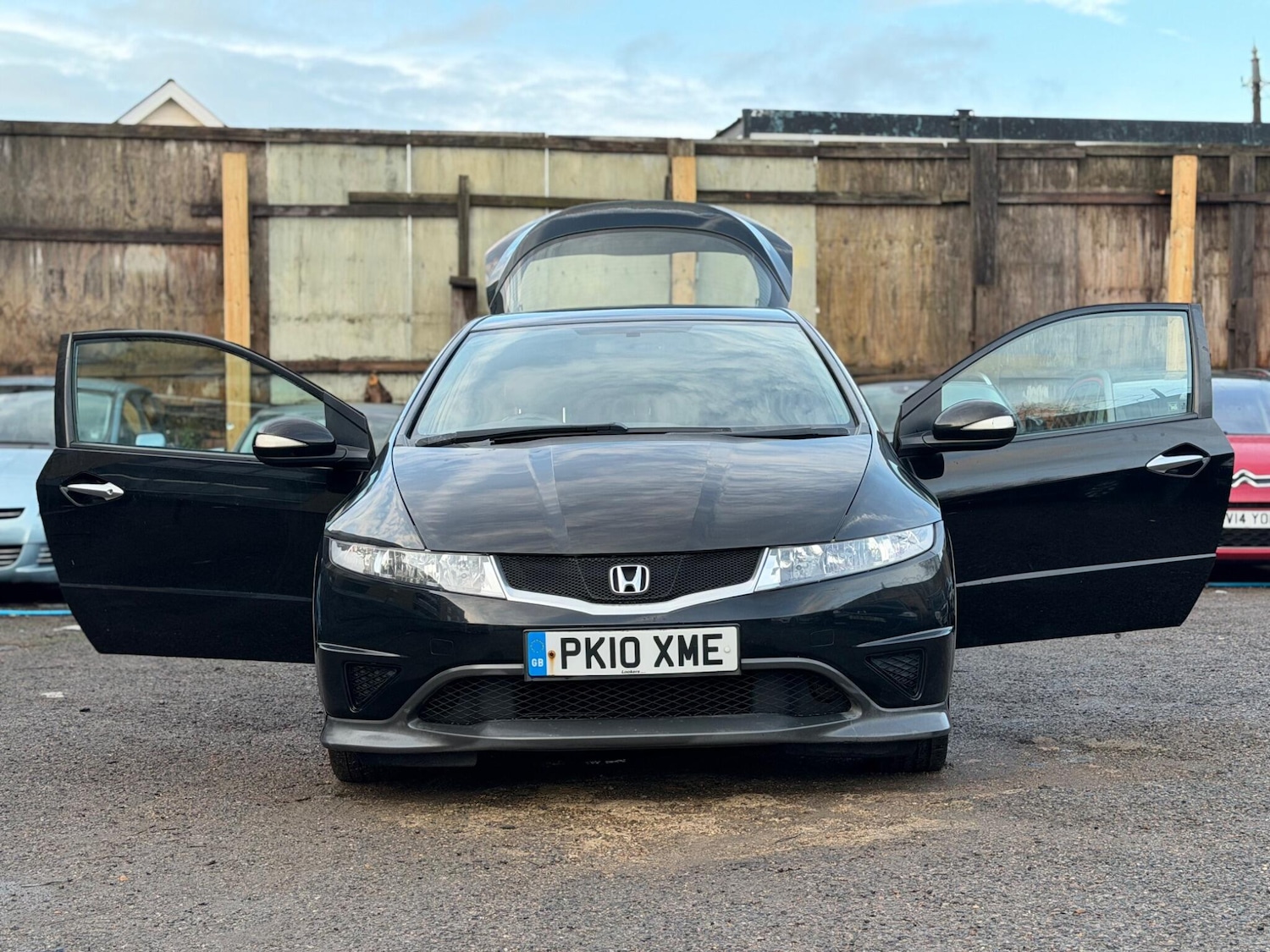 Used Honda Civic 2010 for sale - 77253974: Photo 10