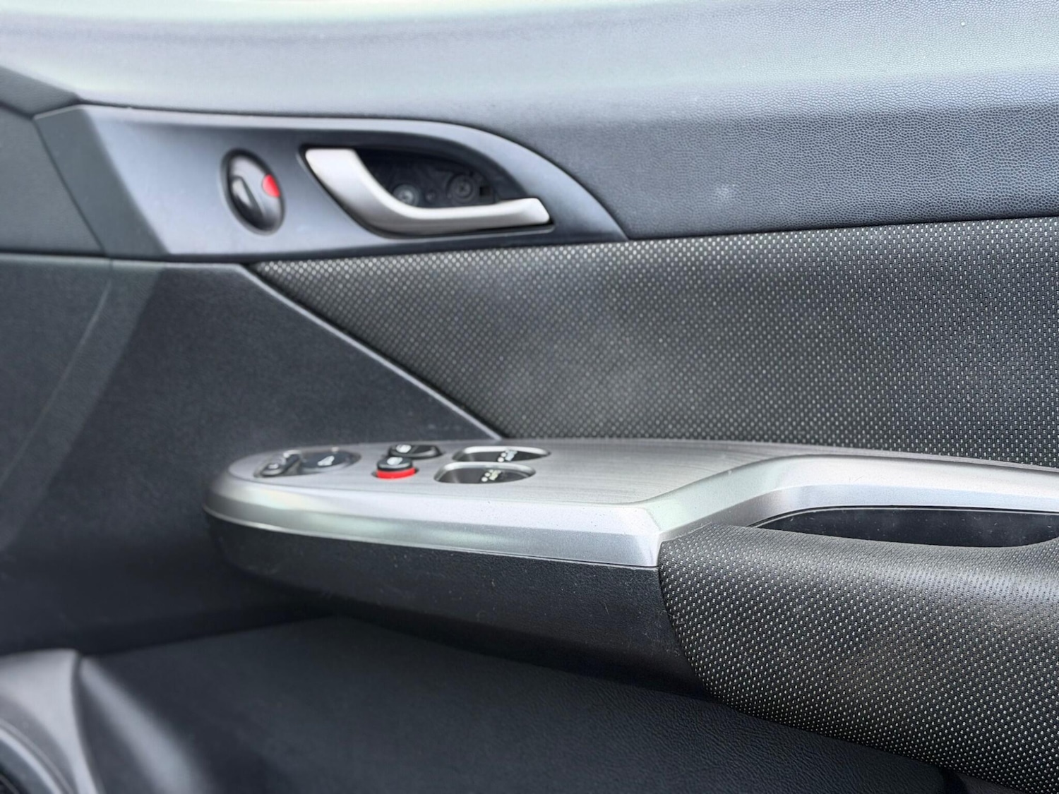 Used Honda Civic 2010 for sale - 77253974: Photo 16