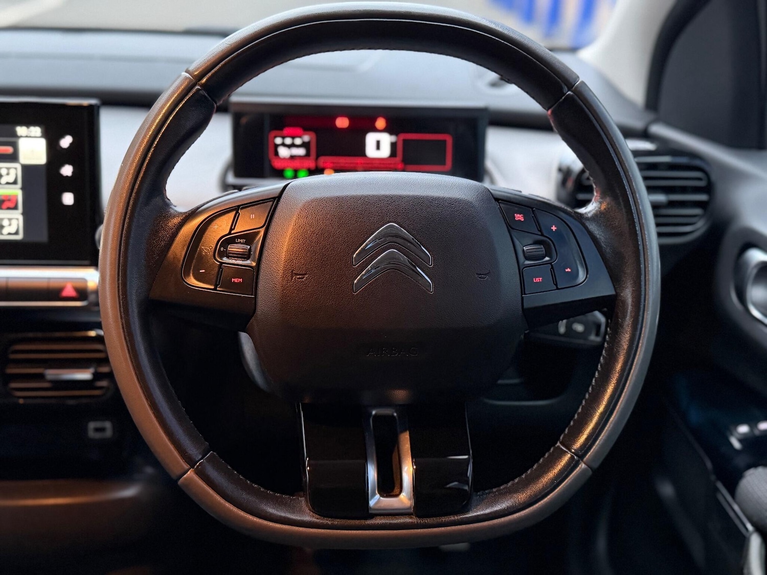 Used Citroen C4 Cactus 2015 for sale - 76151847: Photo 14