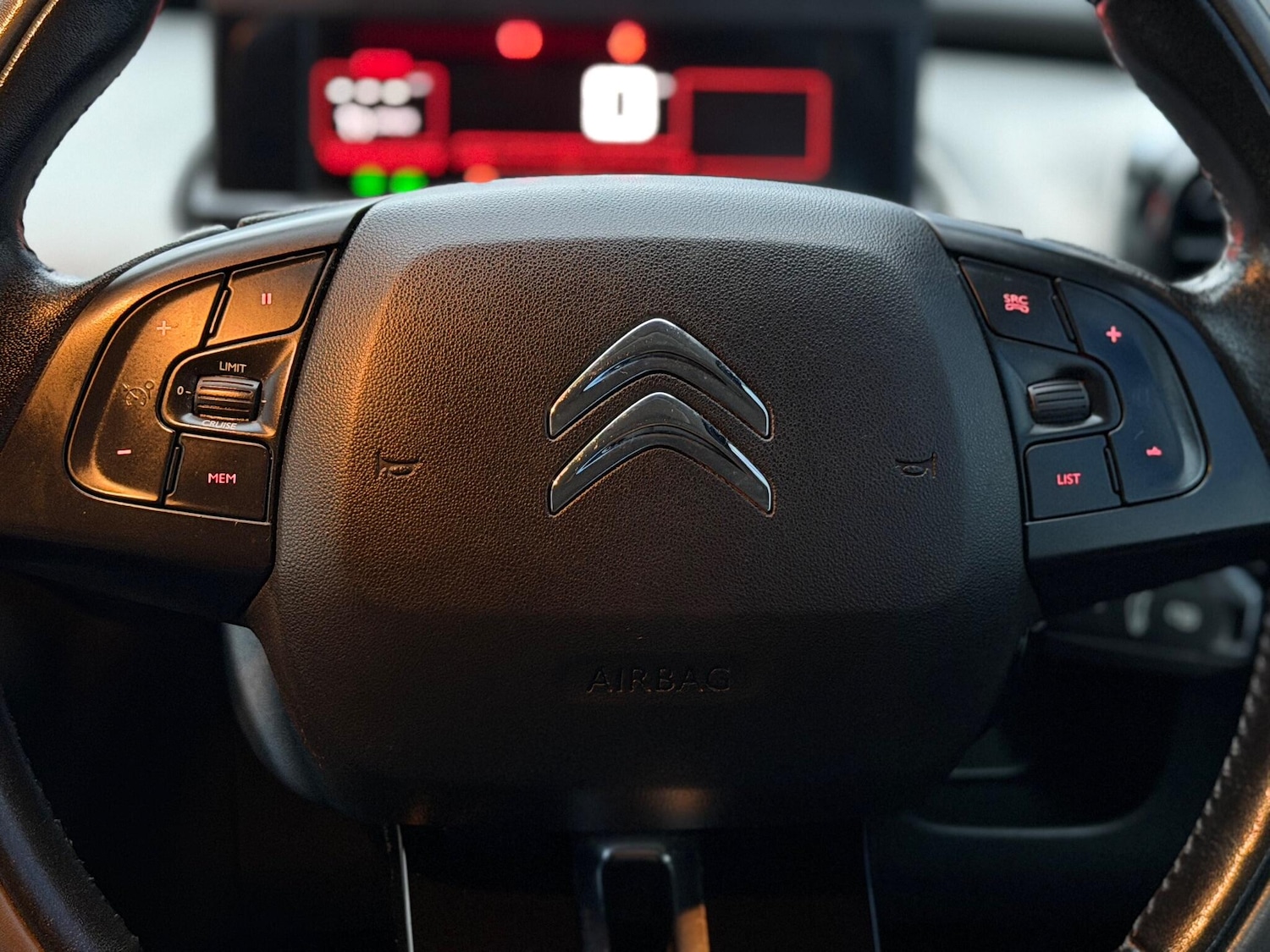 Used Citroen C4 Cactus 2015 for sale - 76151847: Photo 16