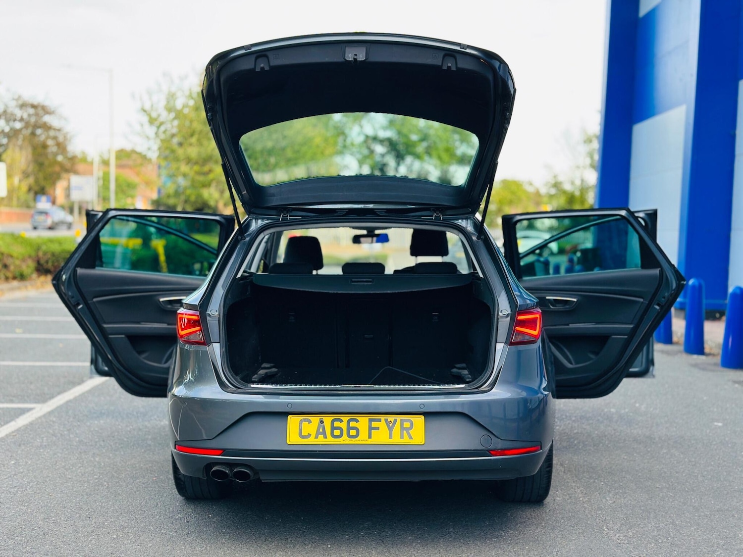 Vehicle 44