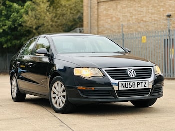 Volkswagen - Passat
