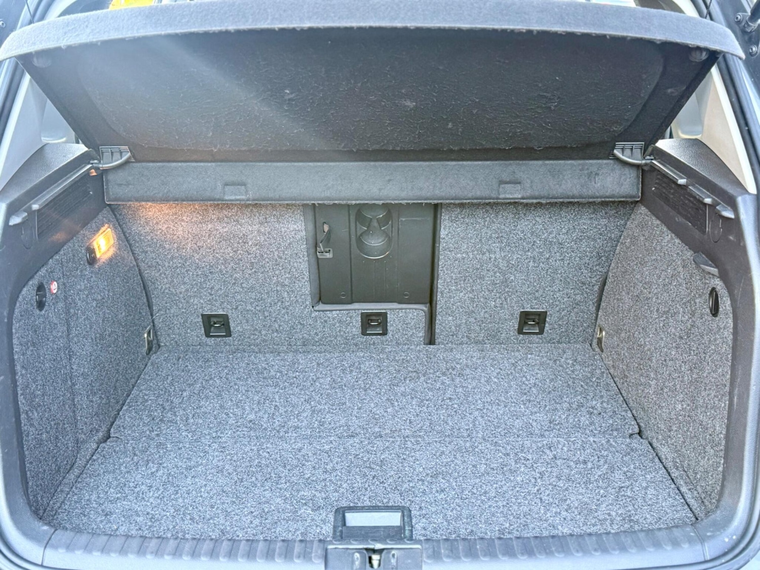 Used Volkswagen Tiguan 2014 for sale - 76024443: Photo 11