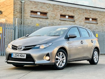 Used Toyota Auris 2014 for sale - 78058545: Photo