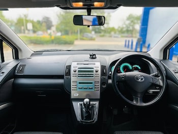 Used Toyota Corolla Verso 2008 for sale - 75431351: Photo