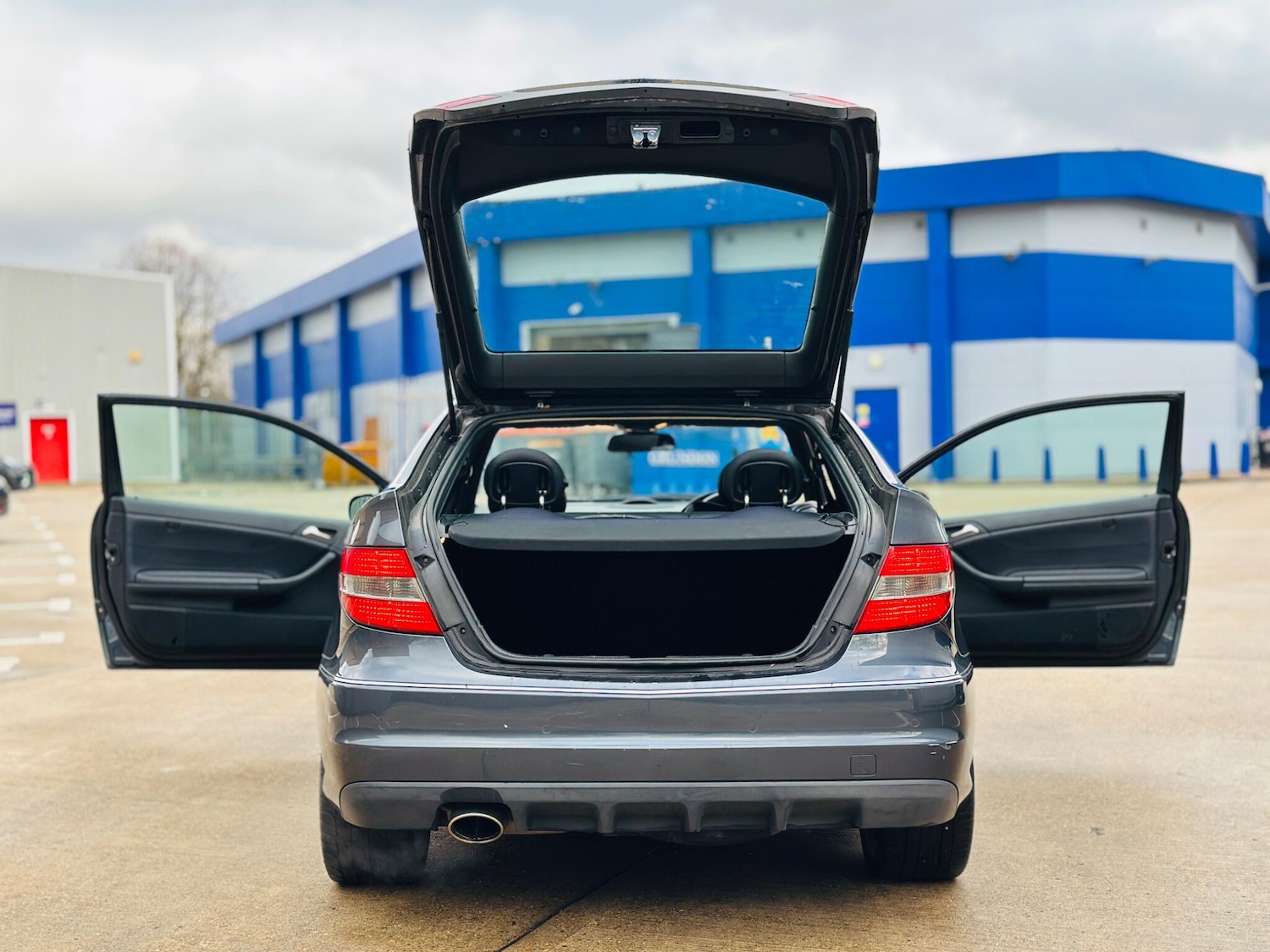 Used Mercedes-Benz CLC Class 2009 for sale - 77320951: Photo 11