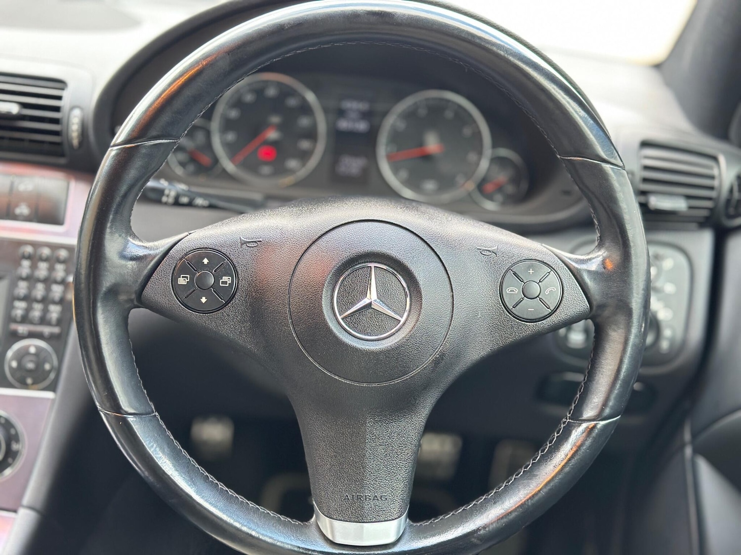 Used Mercedes-Benz CLC Class 2009 for sale - 77320951: Photo 14