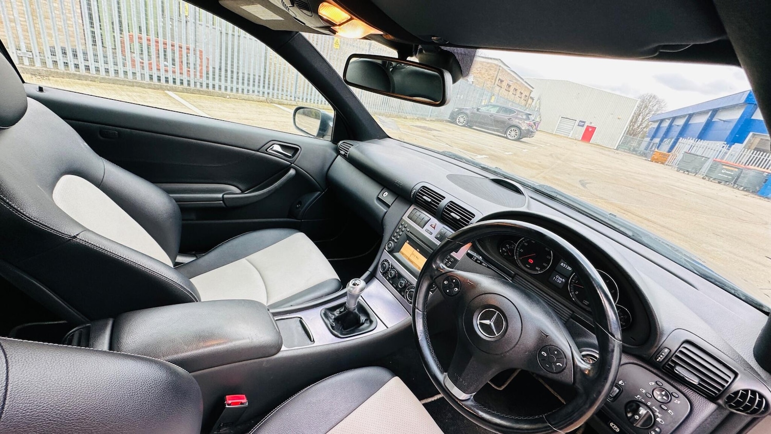 Used Mercedes-Benz CLC Class 2009 for sale - 77320951: Photo 25