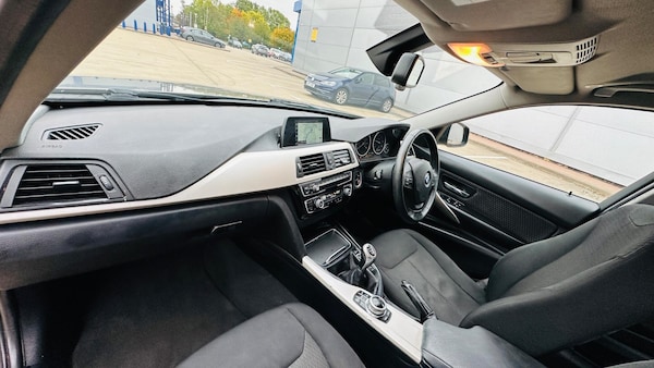 Used BMW 3 Series 2017 for sale - 76238623: Photo 27