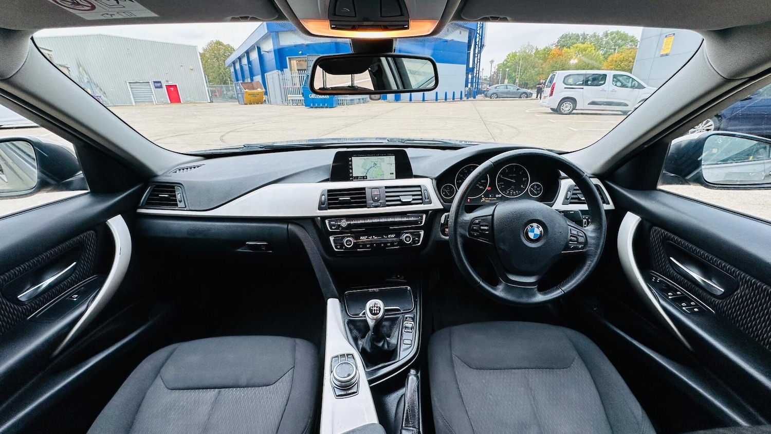 Used BMW 3 Series 2017 for sale - 76238623: Photo 28