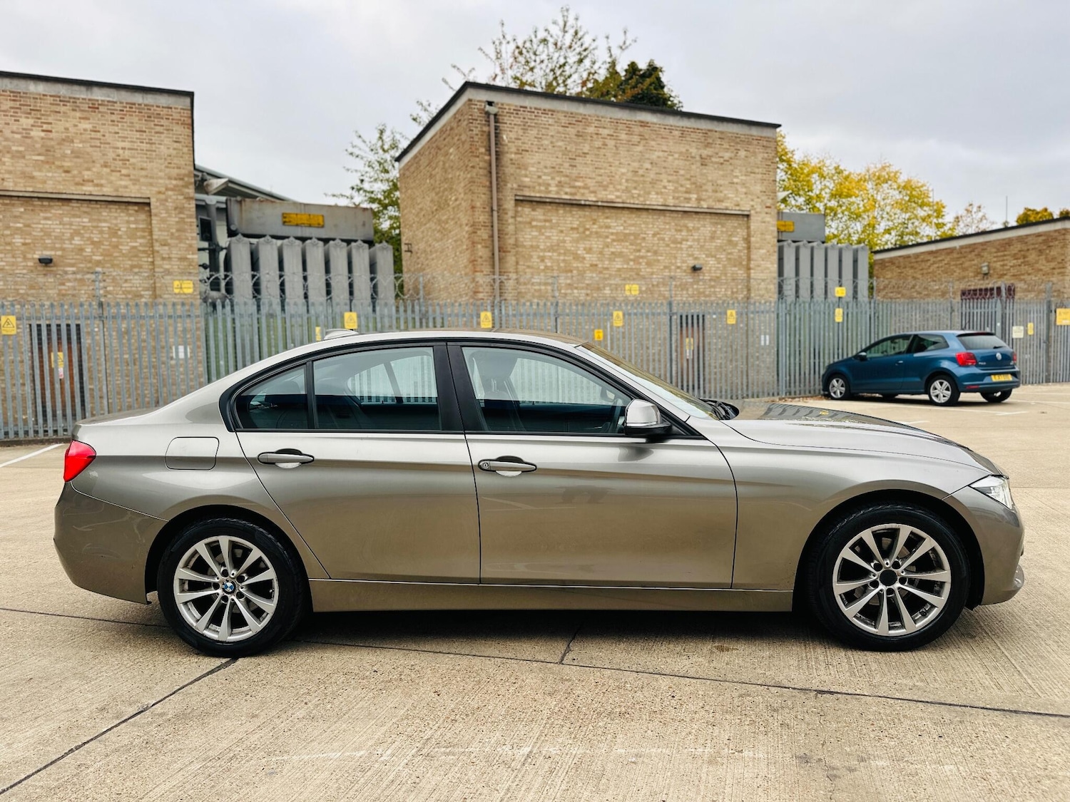 Used BMW 3 Series 2017 for sale - 76238623: Photo 8