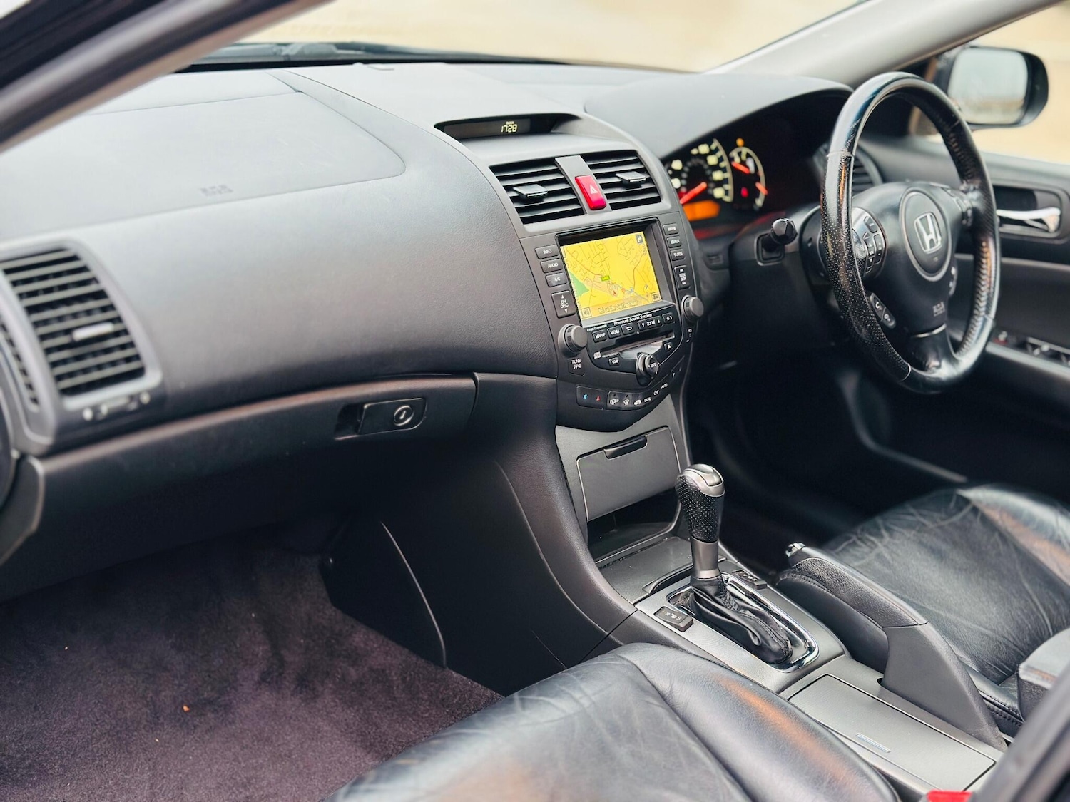 Used Honda Accord 2006 for sale - 76361193: Photo 22