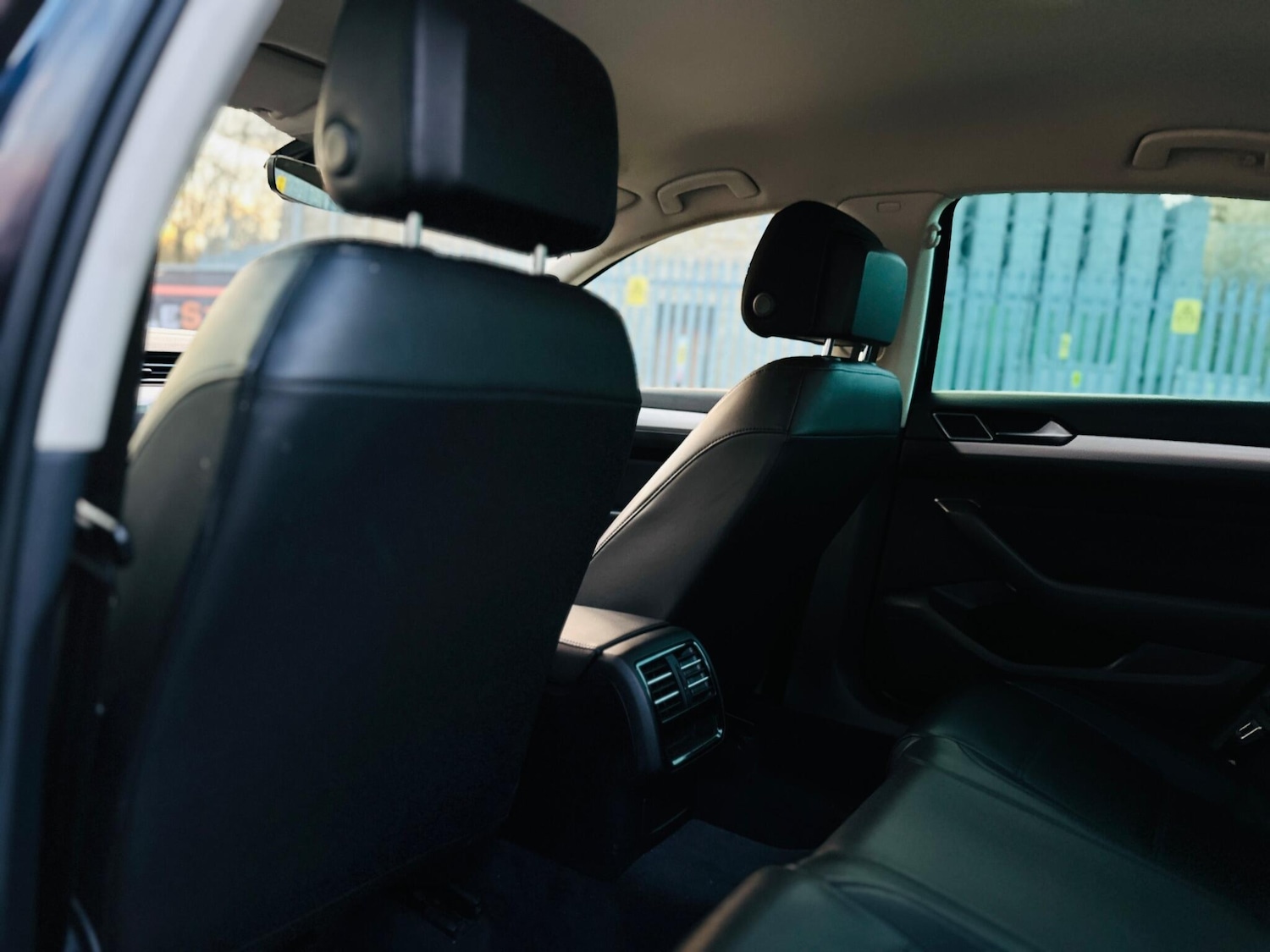 Used Volkswagen Passat 2016 for sale - 77215195: Photo 35