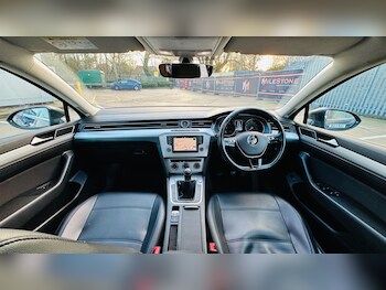 Used Volkswagen Passat 2016 for sale - 77215195: Photo