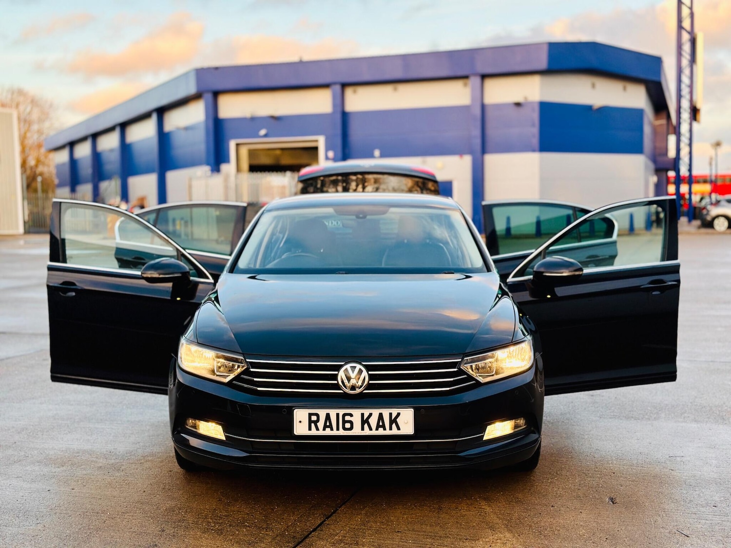 Used Volkswagen Passat 2016 for sale - 77215195: Photo 47