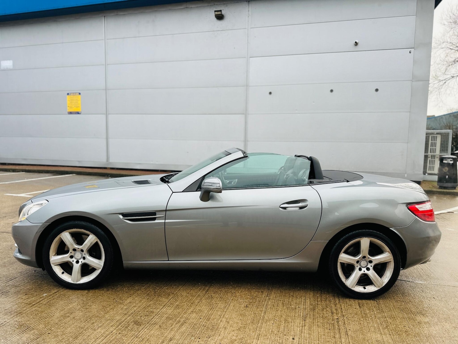 Used Mercedes-Benz SLK 2011 for sale - 77305196: Photo 14