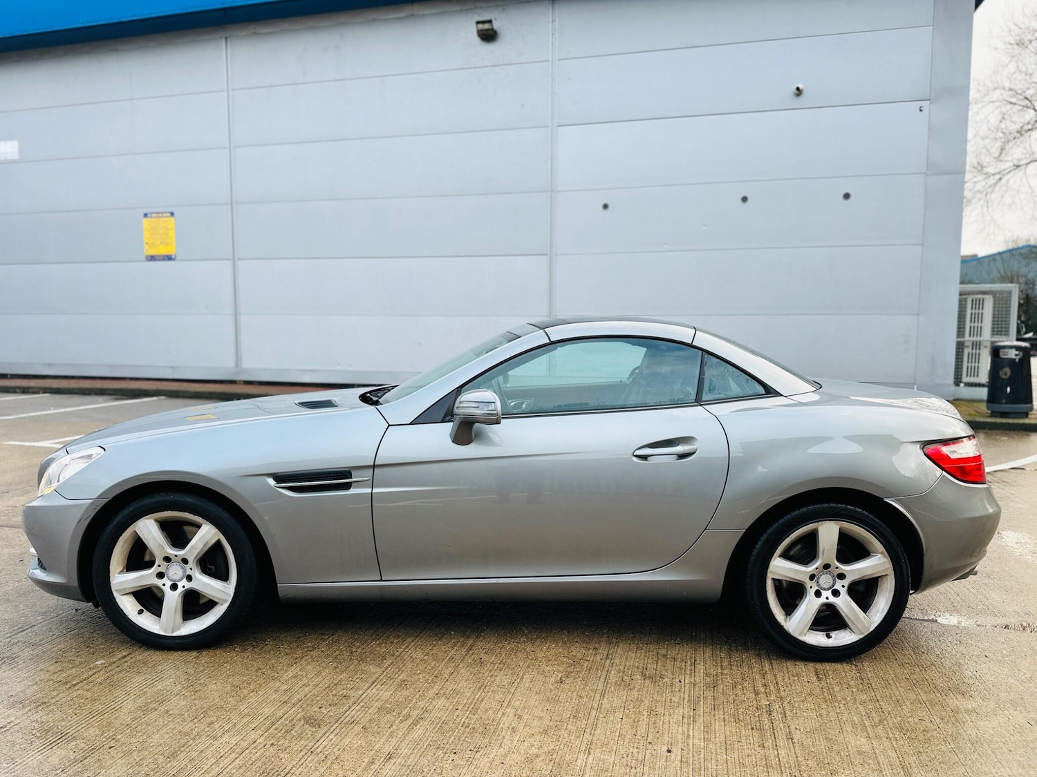 Used Mercedes-Benz SLK 2011 for sale - 77305196: Photo 15