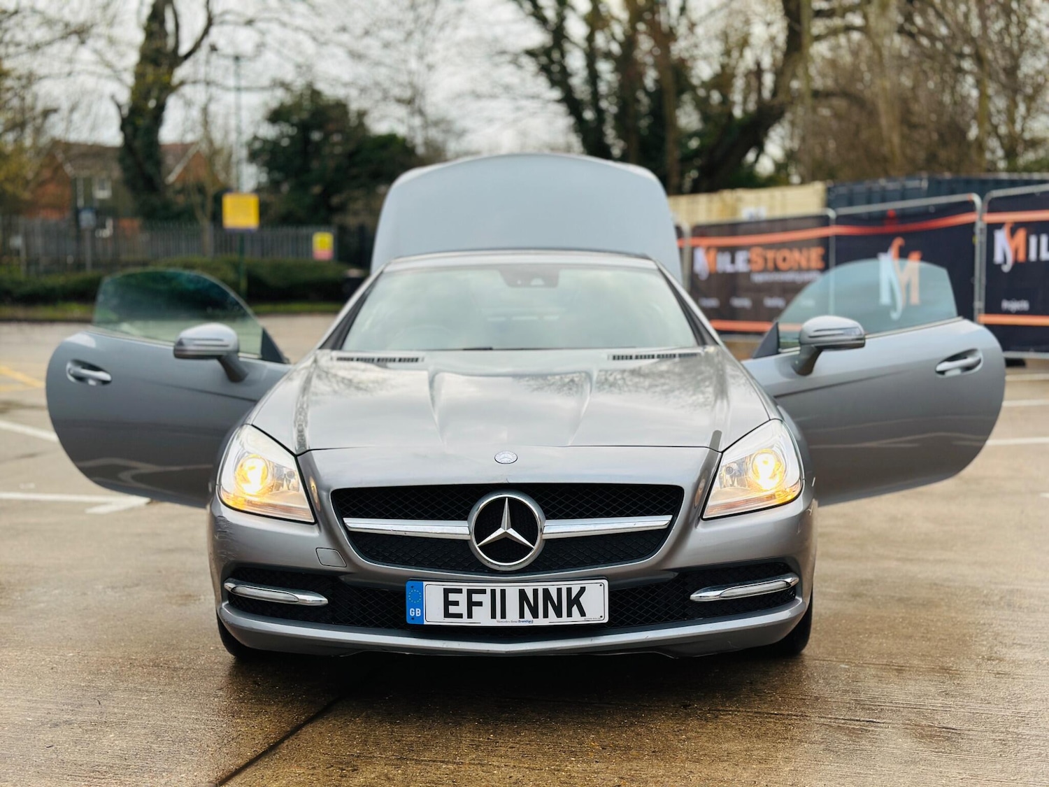 Used Mercedes-Benz SLK 2011 for sale - 77305196: Photo 16