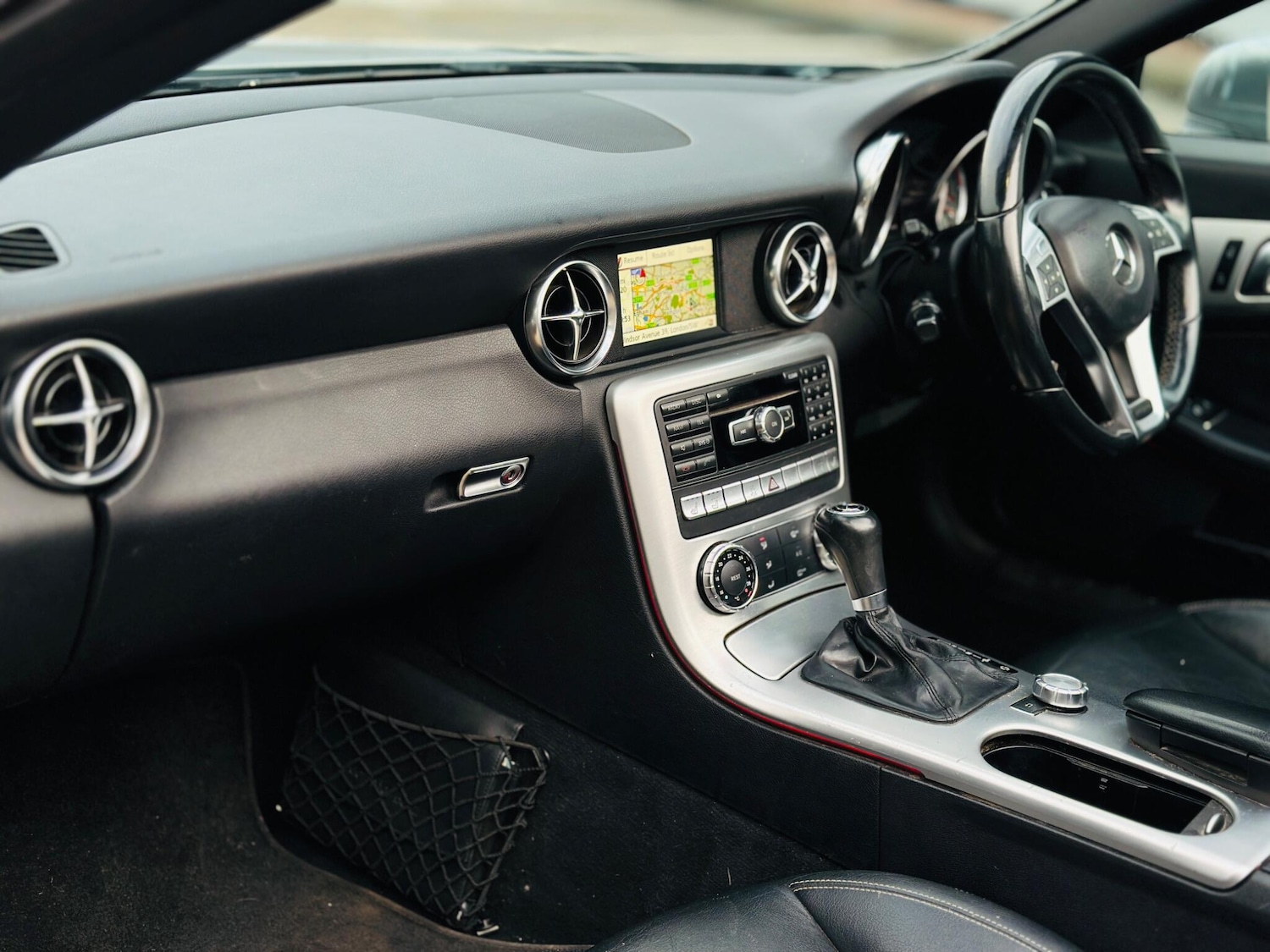 Used Mercedes-Benz SLK 2011 for sale - 77305196: Photo 34