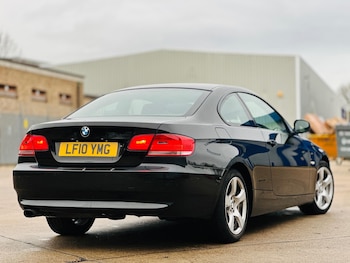 Used BMW 3 Series 2010 for sale - 76975582: Photo