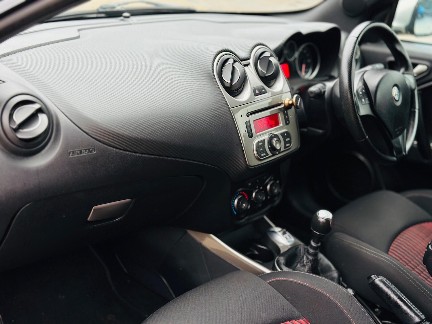 Used Alfa Romeo MiTo 2010 for sale - 77305407: Photo 27