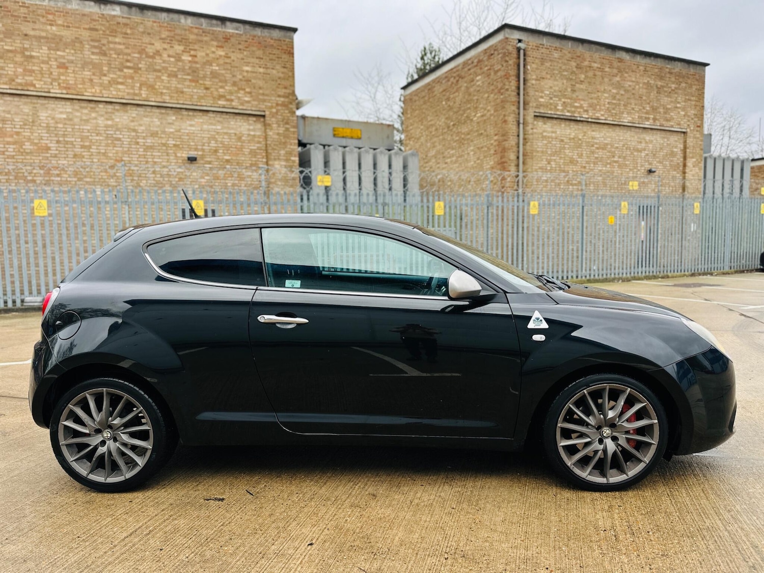 Used Alfa Romeo MiTo 2010 for sale - 77305407: Photo 8