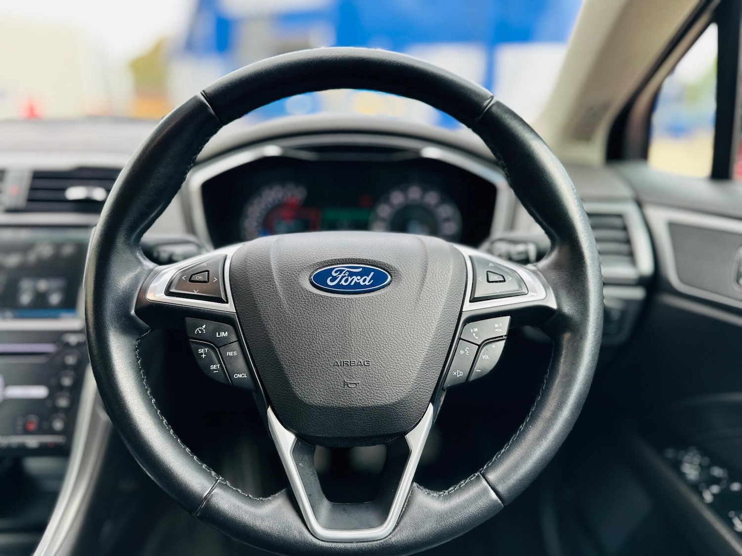 Used Ford Mondeo 2015 for sale - 77029555: Photo 13