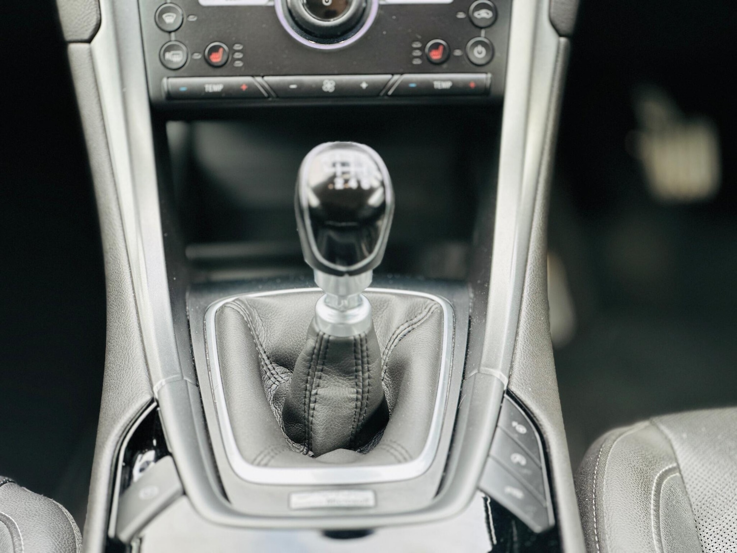 Used Ford Mondeo 2015 for sale - 77029555: Photo 19