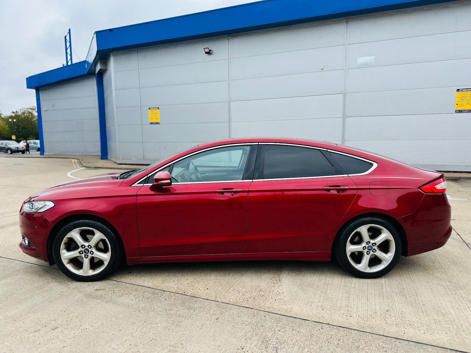 Used Ford Mondeo 2015 for sale - 77029555: Photo 43