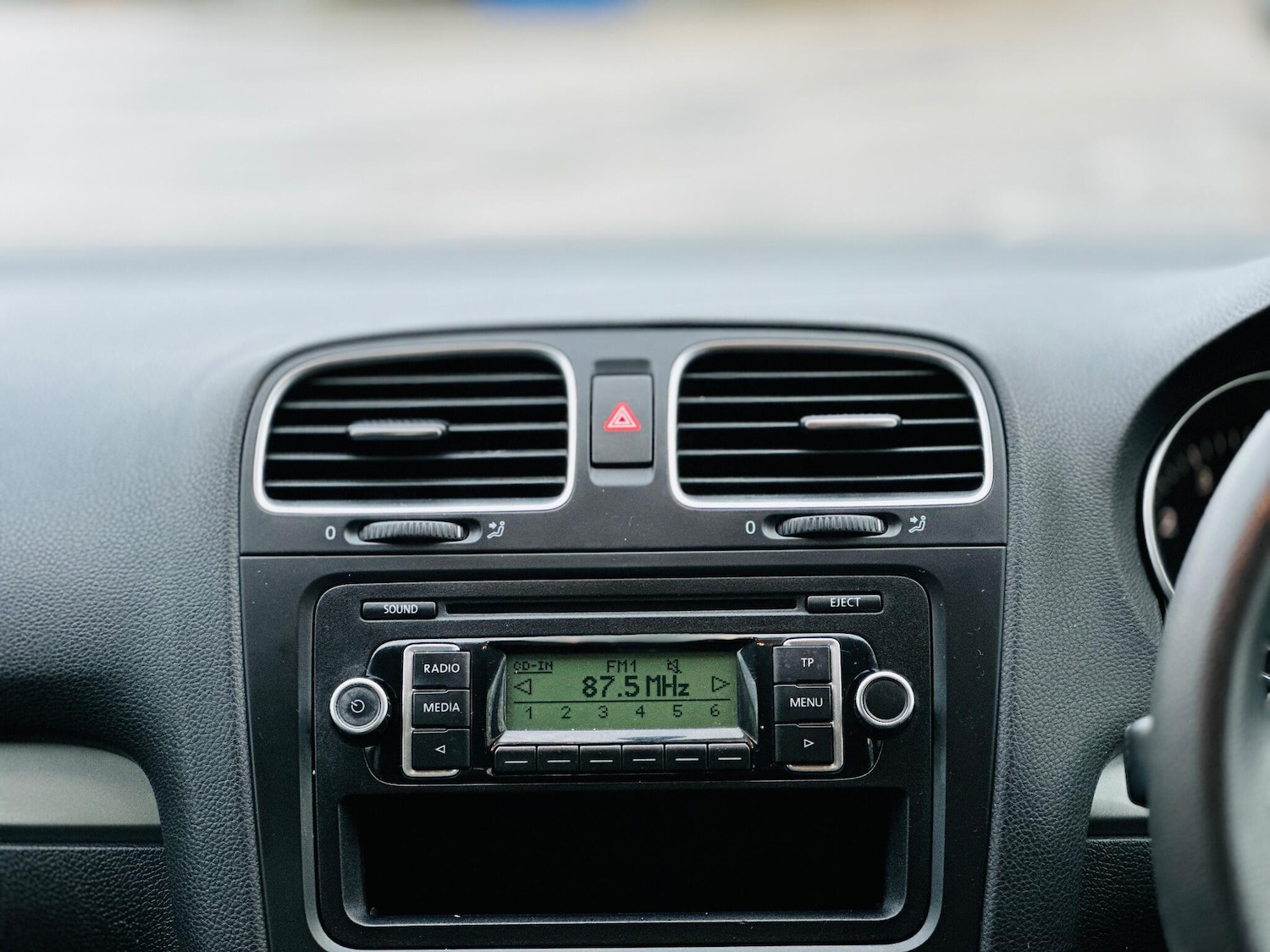 Used Volkswagen Golf 2010 for sale - 76926311: Photo 16