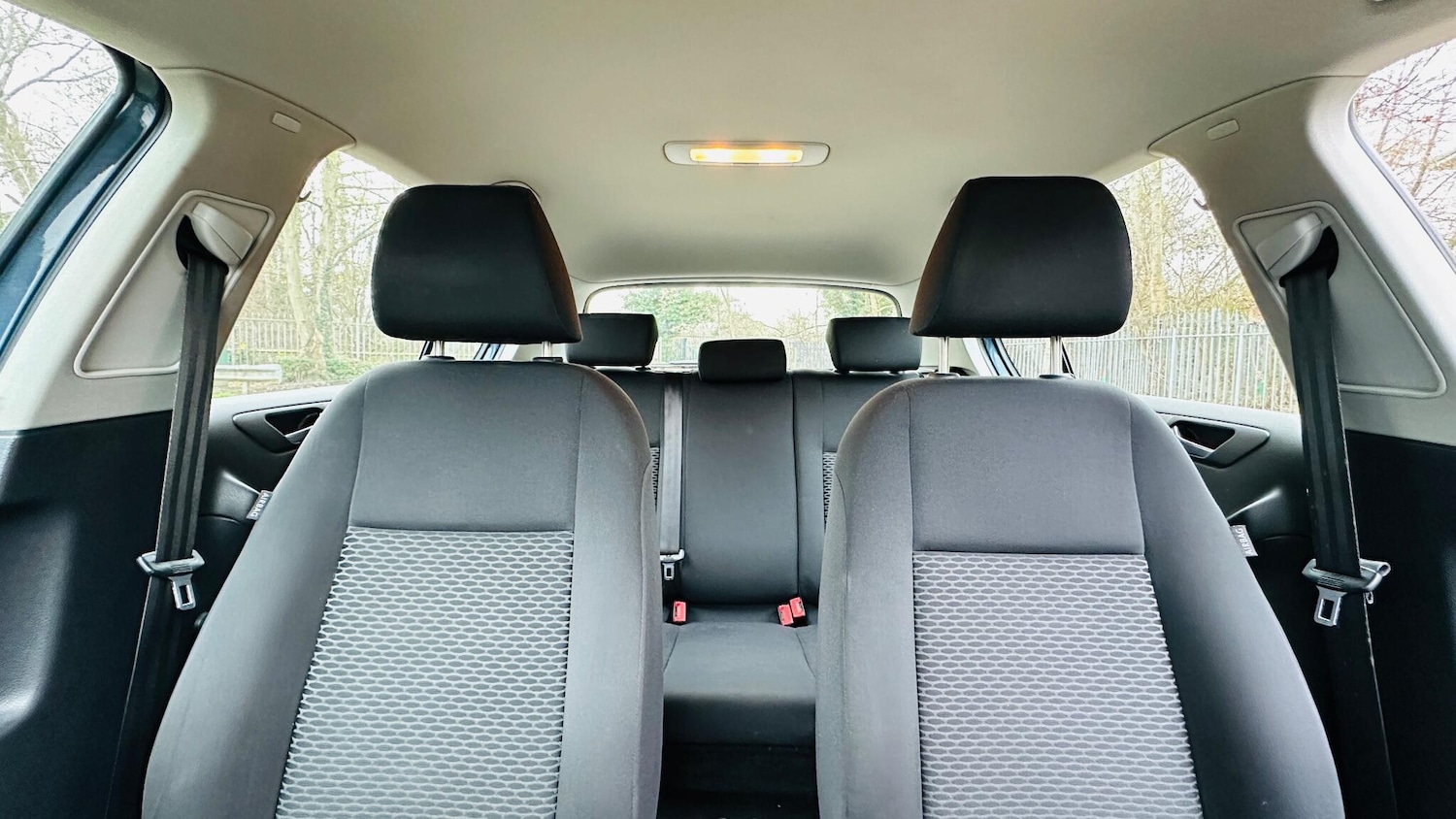 Used Volkswagen Golf 2010 for sale - 76926311: Photo 27