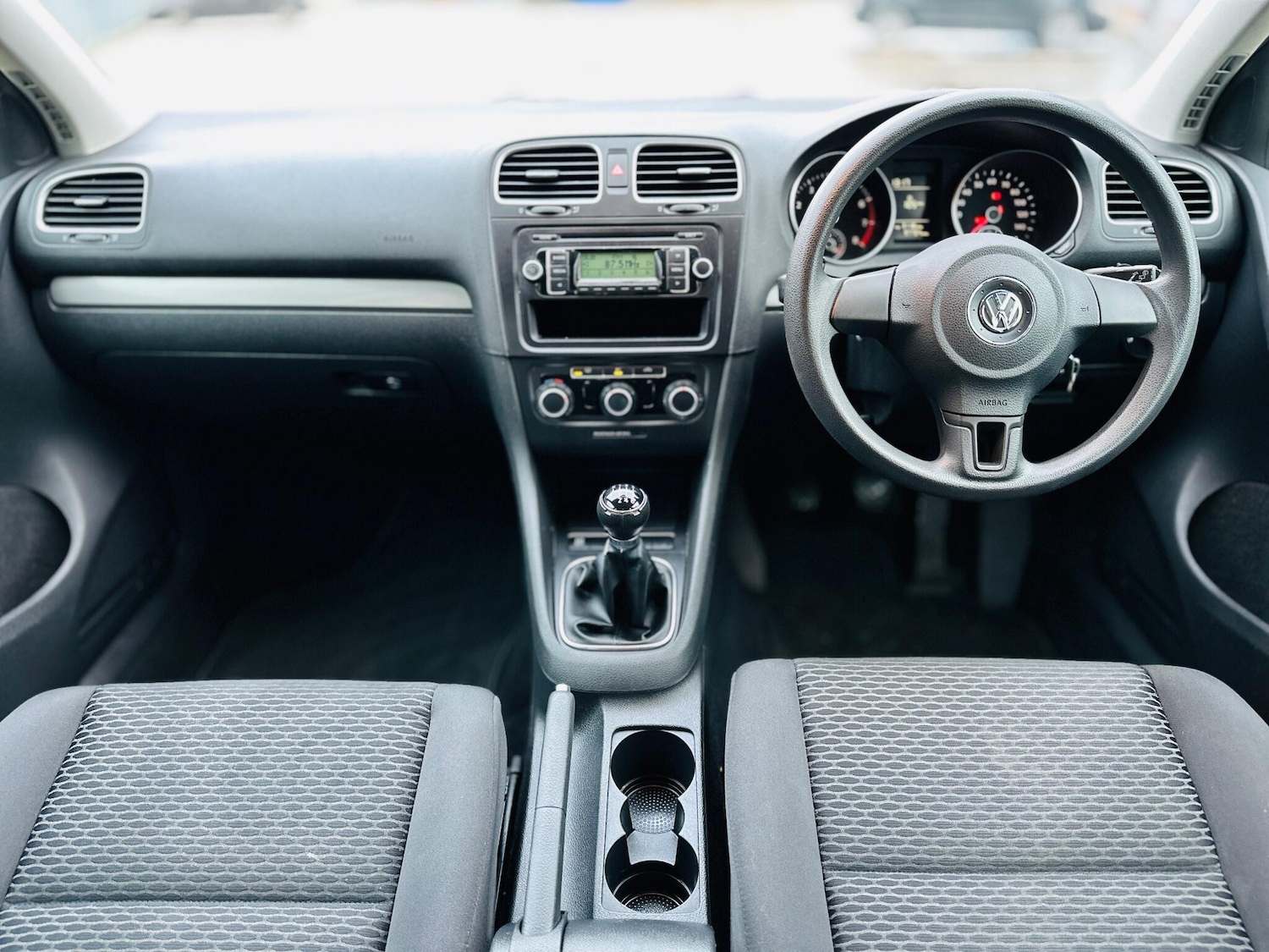 Used Volkswagen Golf 2010 for sale - 76926311: Photo 34