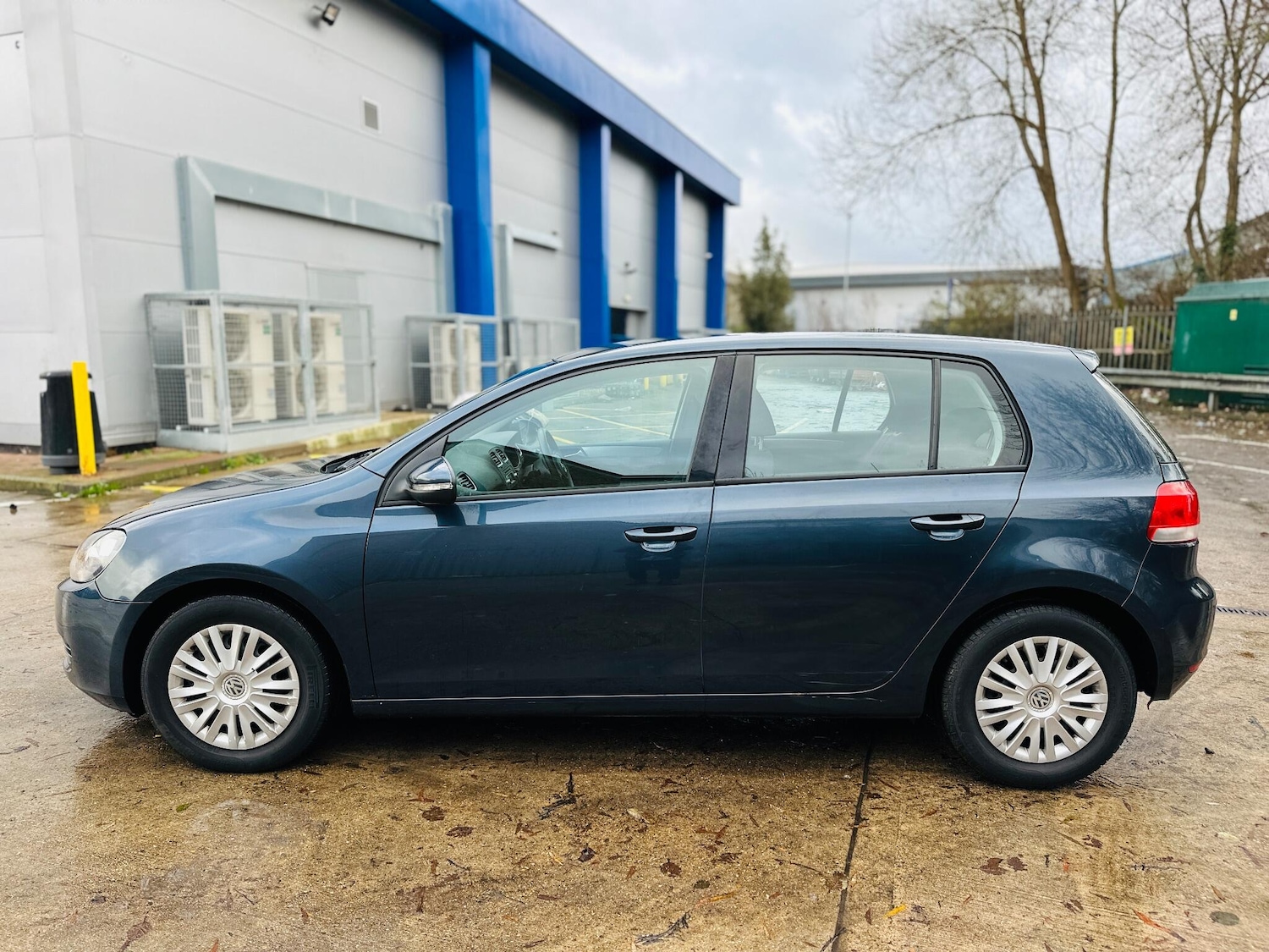 Used Volkswagen Golf 2010 for sale - 76926311: Photo 43