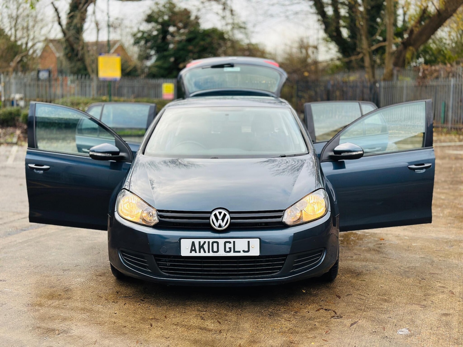 Used Volkswagen Golf 2010 for sale - 76926311: Photo 47