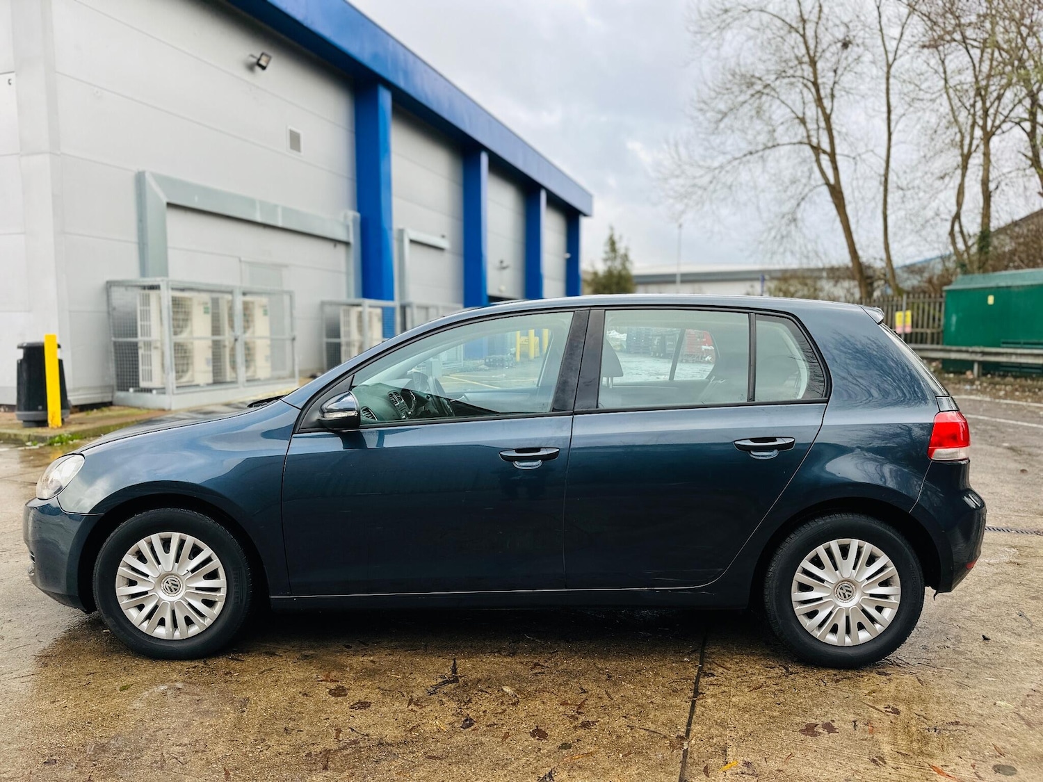 Used Volkswagen Golf 2010 for sale - 76926311: Photo 8