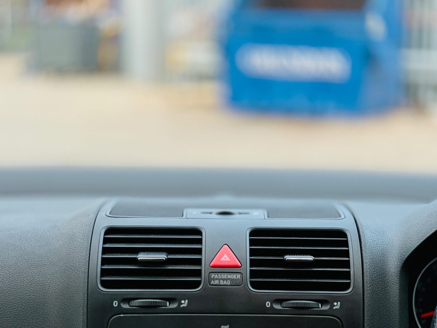 Used Volkswagen Golf 2009 for sale - 76801625: Photo 16