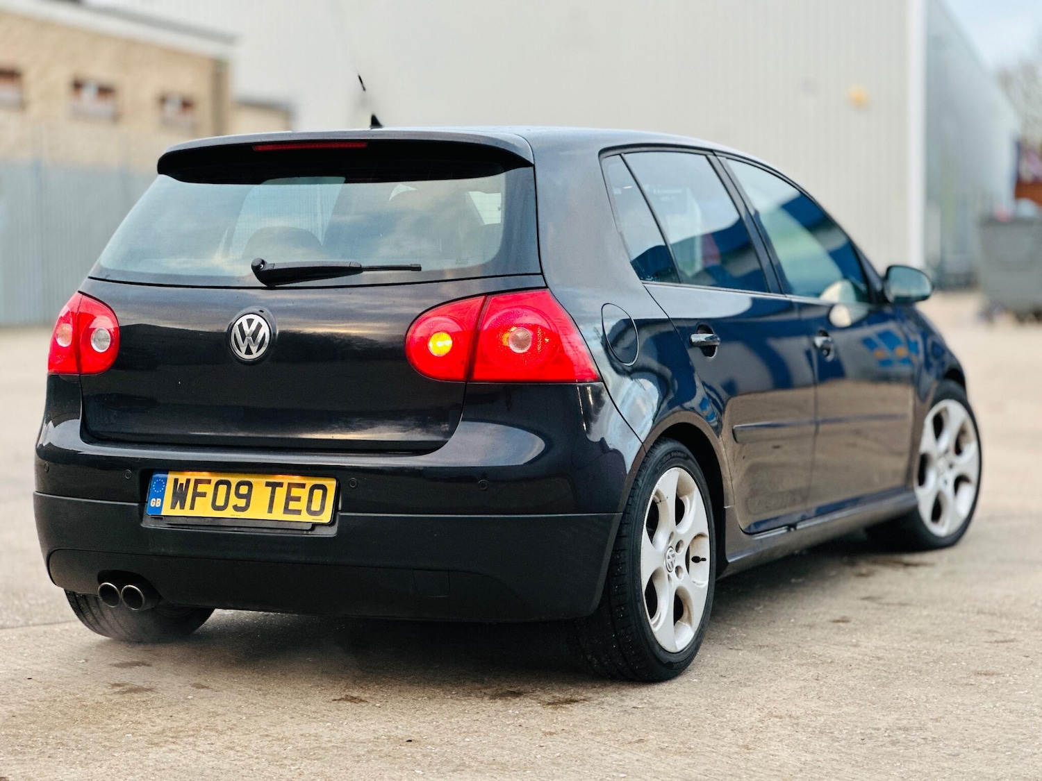 Used Volkswagen Golf 2009 for sale - 76801625: Photo 36