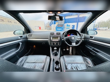 Used Volkswagen Golf 2009 for sale - 76801625: Photo