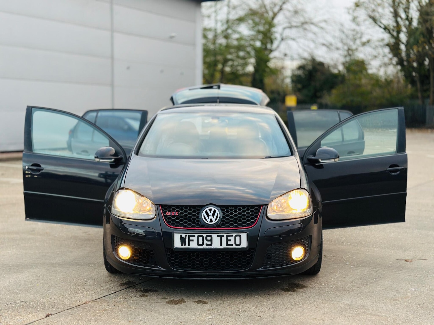 Used Volkswagen Golf 2009 for sale - 76801625: Photo 42