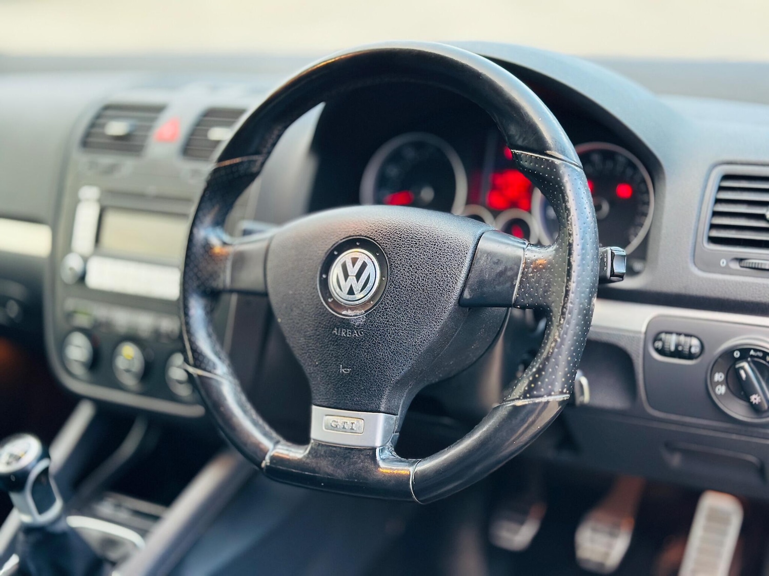 Used Volkswagen Golf 2009 for sale - 76801625: Photo 45