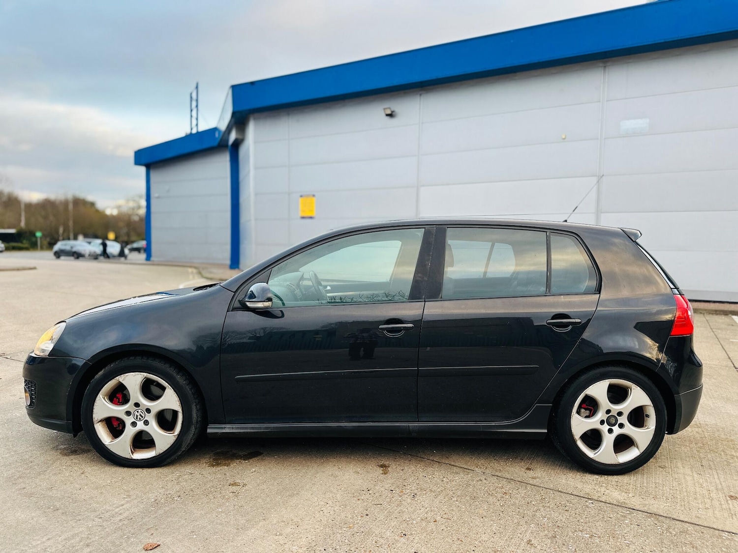 Used Volkswagen Golf 2009 for sale - 76801625: Photo 9