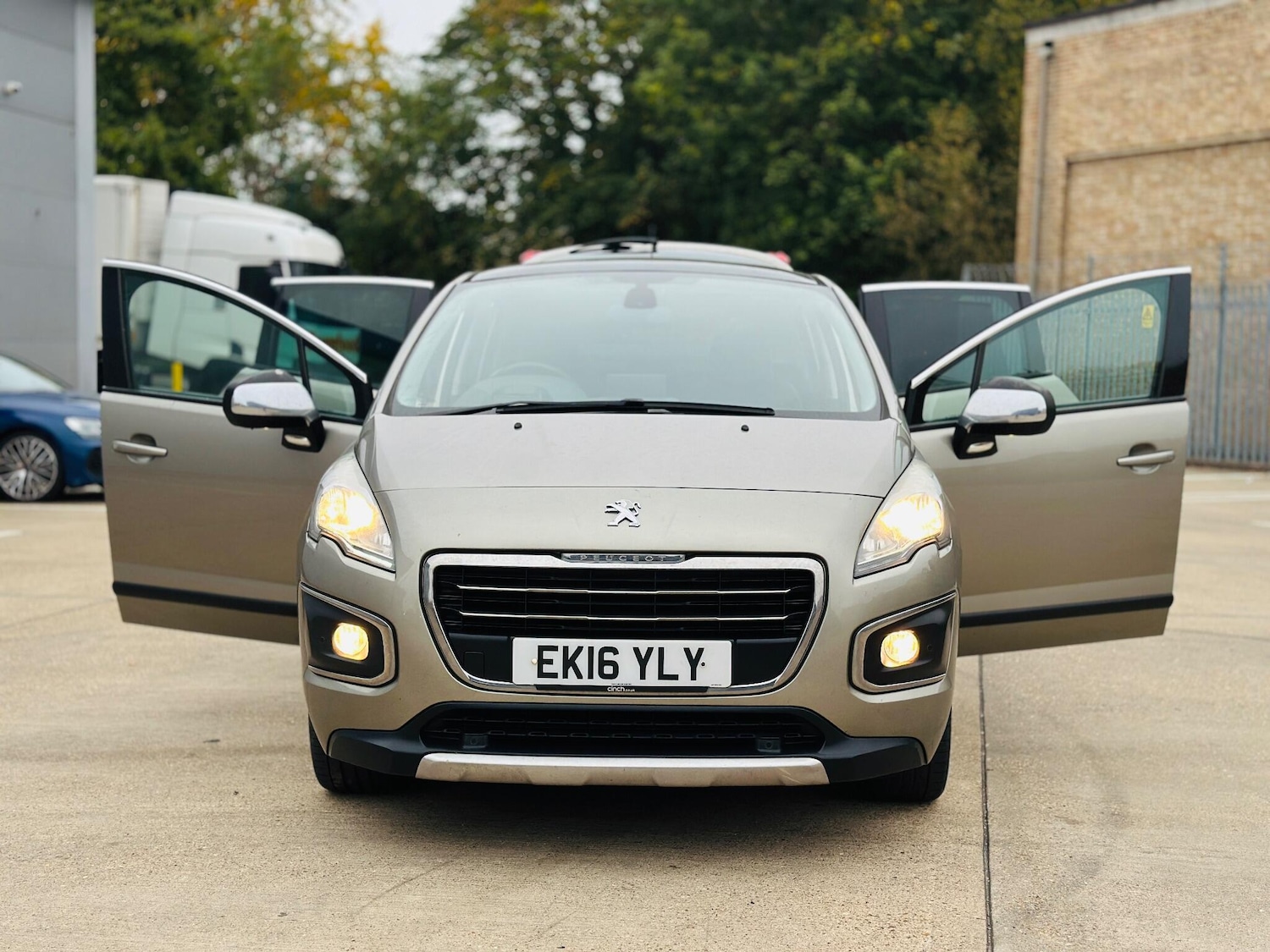 Used Peugeot 3008 2016 for sale - 76251294: Photo 10
