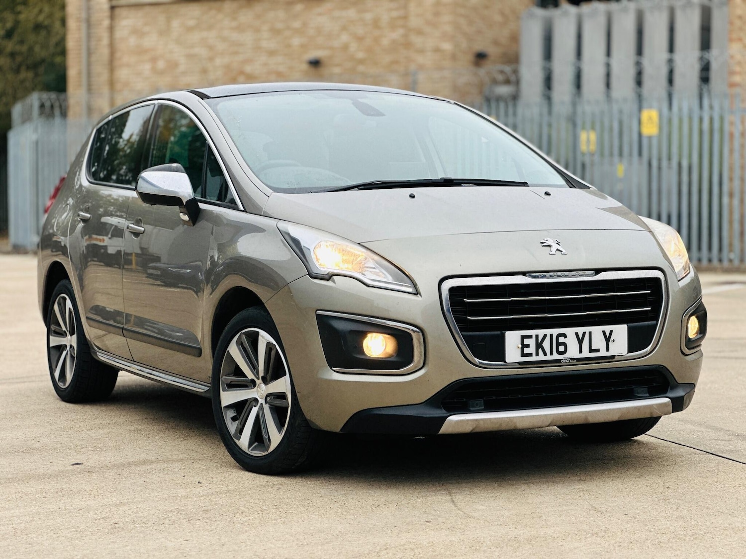 Used Peugeot 3008 2016 for sale - 76251294: Photo 37