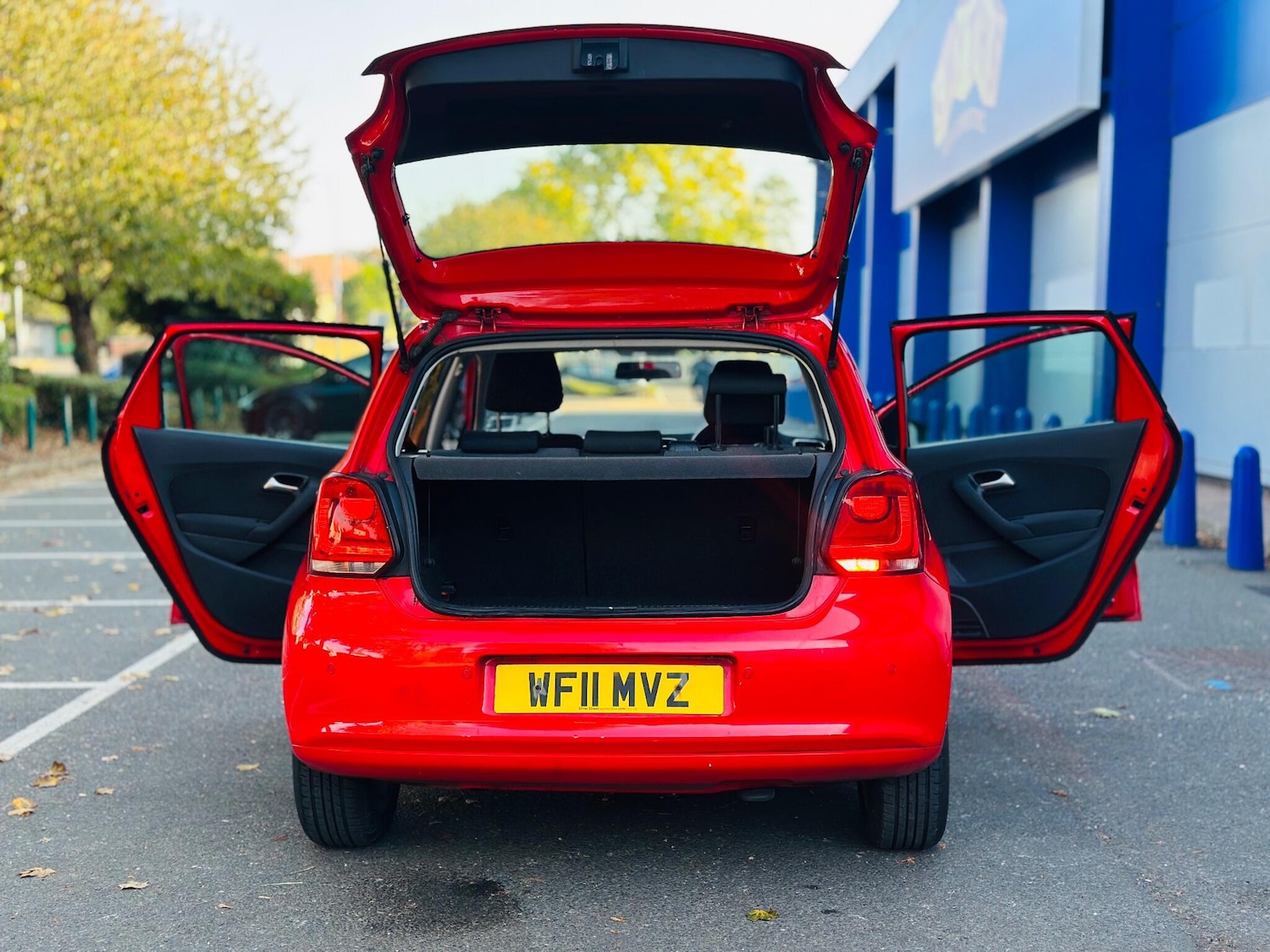 Used Volkswagen Polo 2011 for sale - 76166728: Photo 11