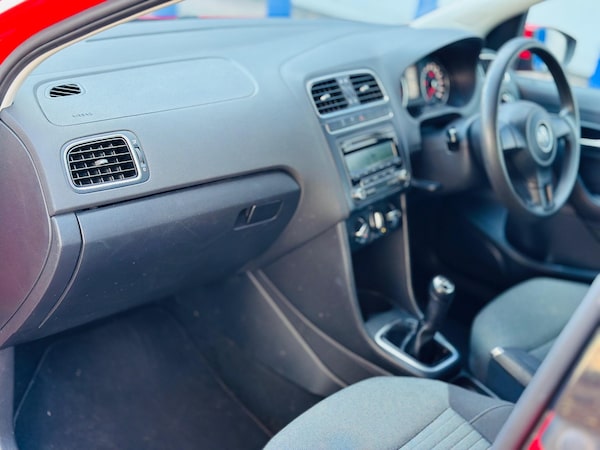 Used Volkswagen Polo 2011 for sale - 76166728: Photo 25