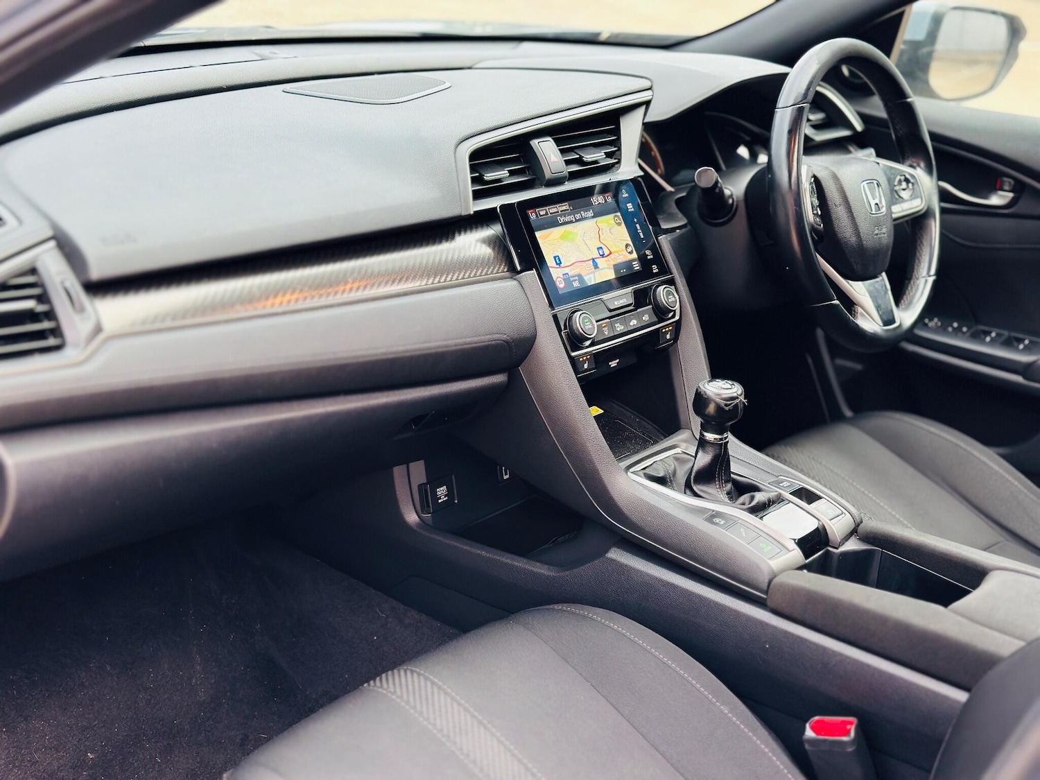 Used Honda Civic 2017 for sale - 76327230: Photo 26