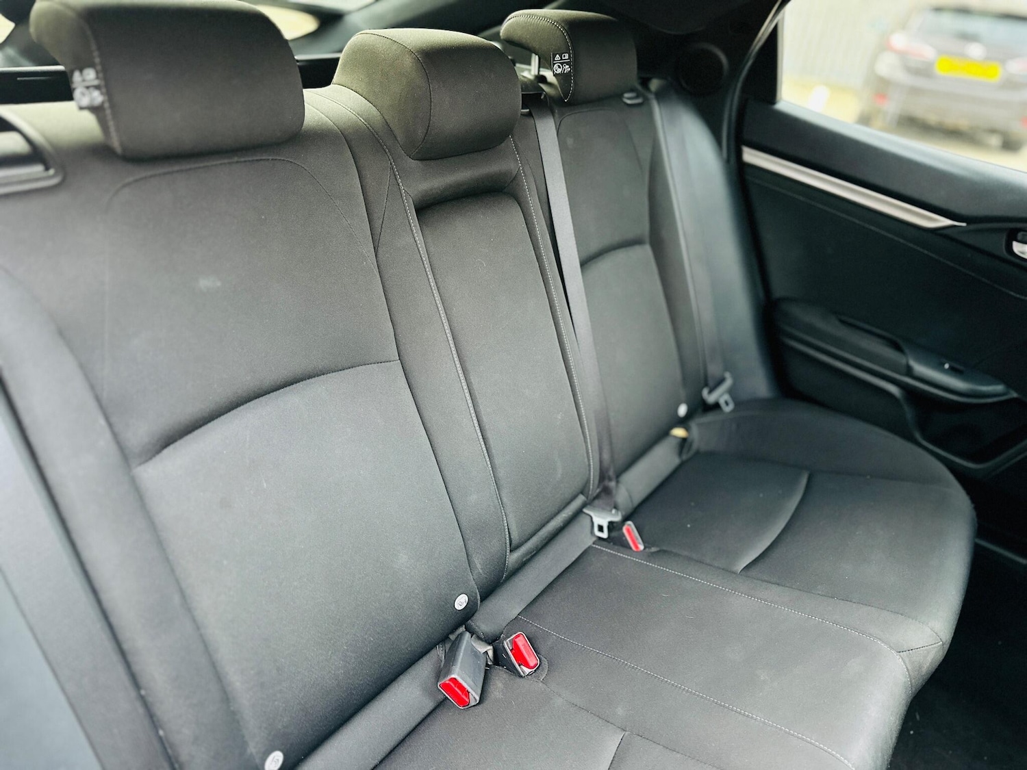 Used Honda Civic 2017 for sale - 76327230: Photo 31