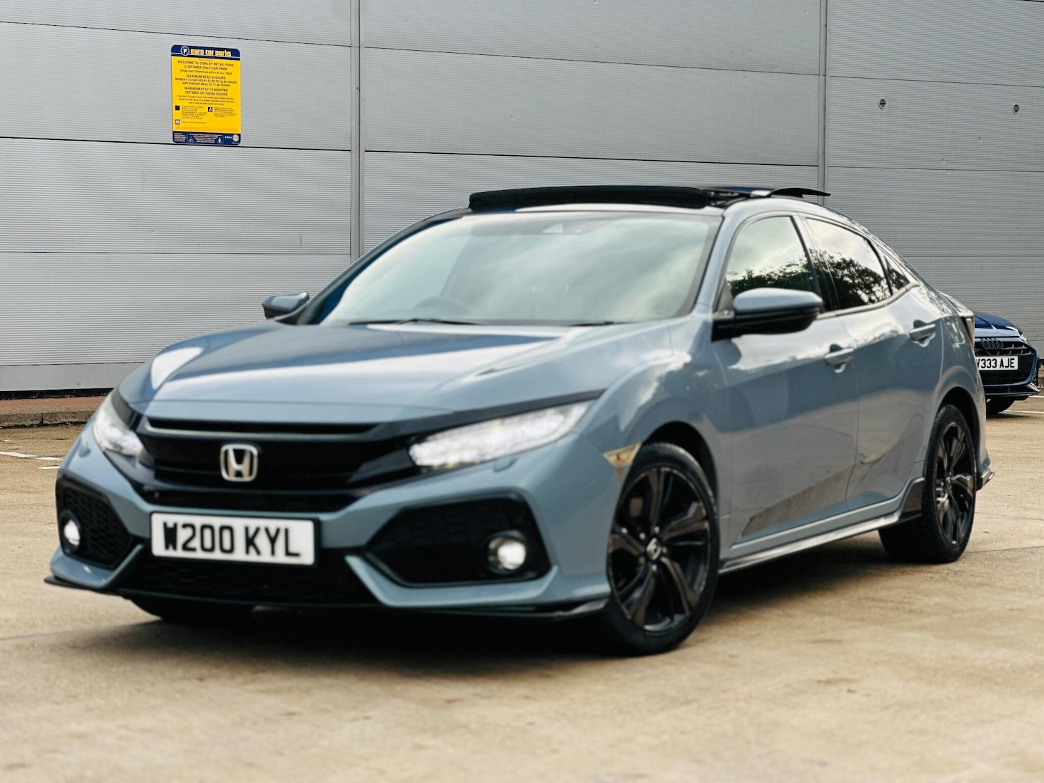 Used Honda Civic 2017 for sale - 76327230: Photo 39