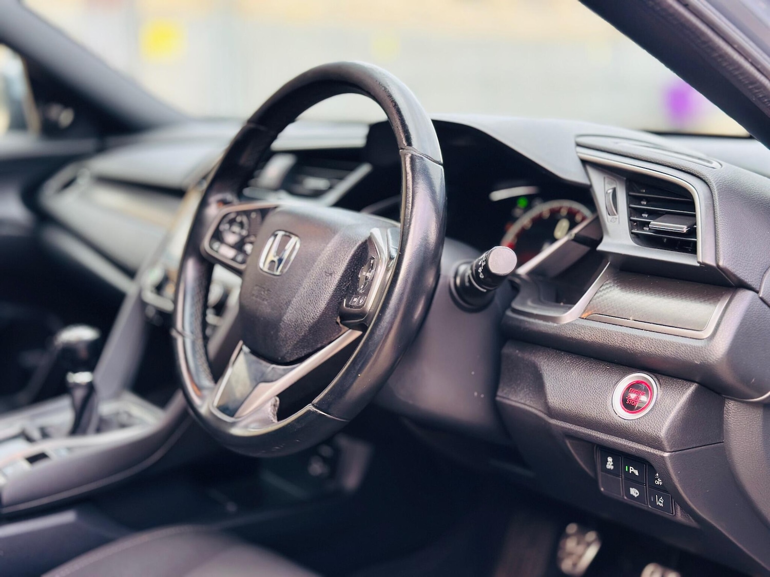 Used Honda Civic 2017 for sale - 76327230: Photo 48
